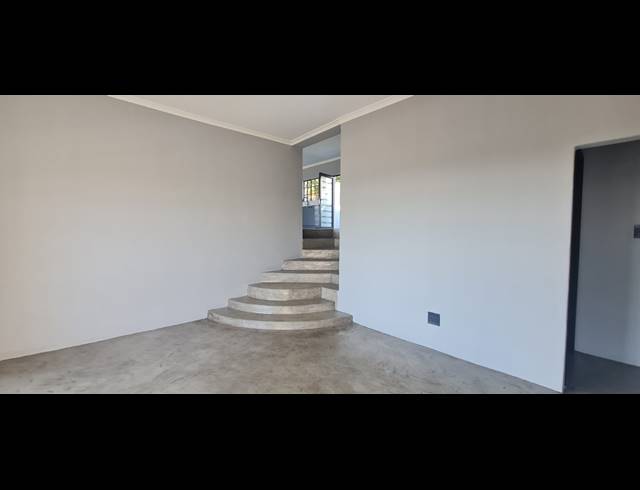 4 BEDROOM HOUSE FOR SALE IN CASHAN